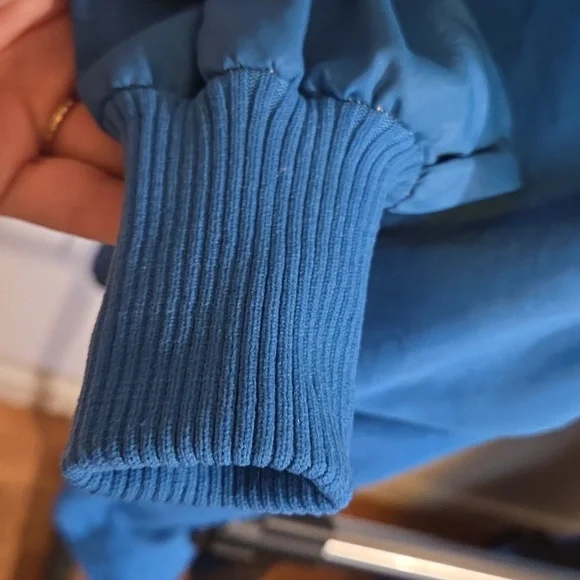 Good Year Polyester Jacket Size Small - Picture 5 of 9